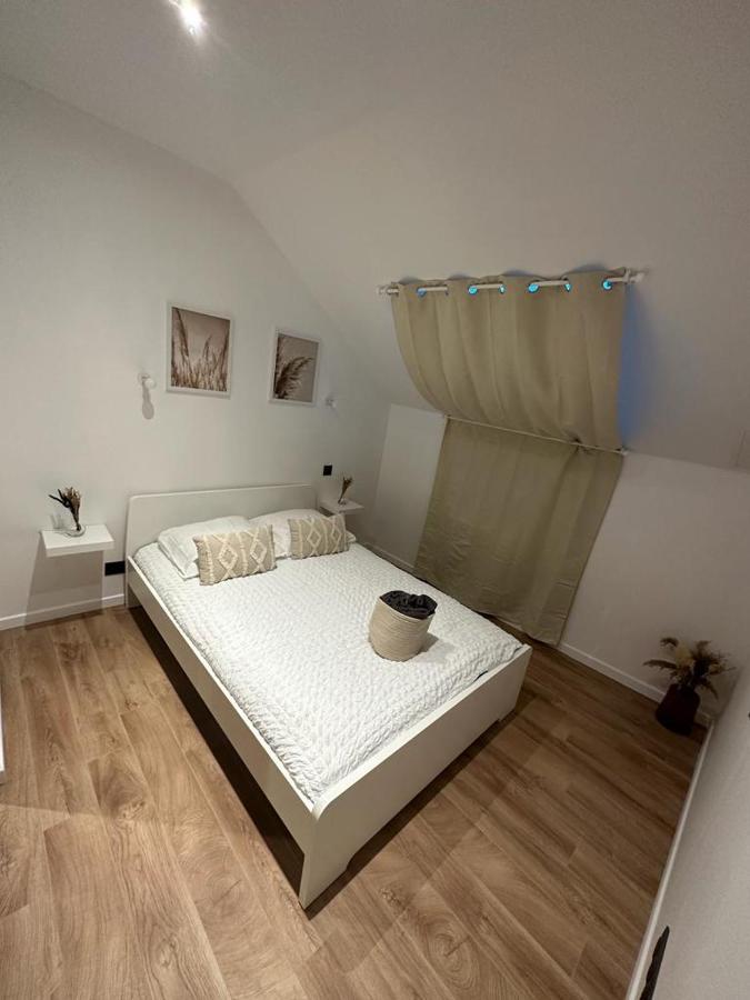 Chambres Dans Maison Neuve Au Style Chic Et Boheme Villeneuve-sous-Dammartin Oda fotoğraf